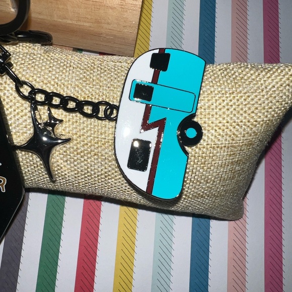 NWOT - Handmade Keychain - Black/Black "Keys to the Camper!"  *** 2 for $20!!! - Picture 4 of 5